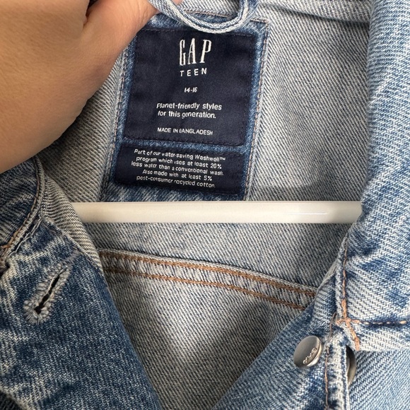 NWT Gap Teen Denim Jacket - Picture 2 of 3